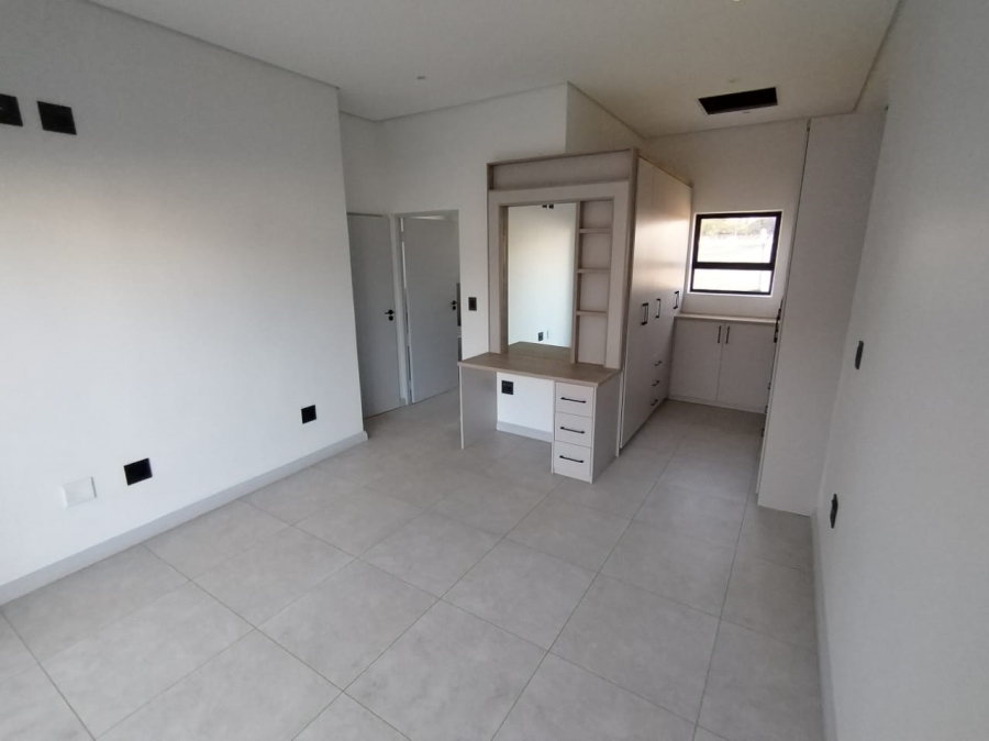 To Let 3 Bedroom Property for Rent in Melodie North West